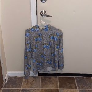 Women’s athletic tops bundle